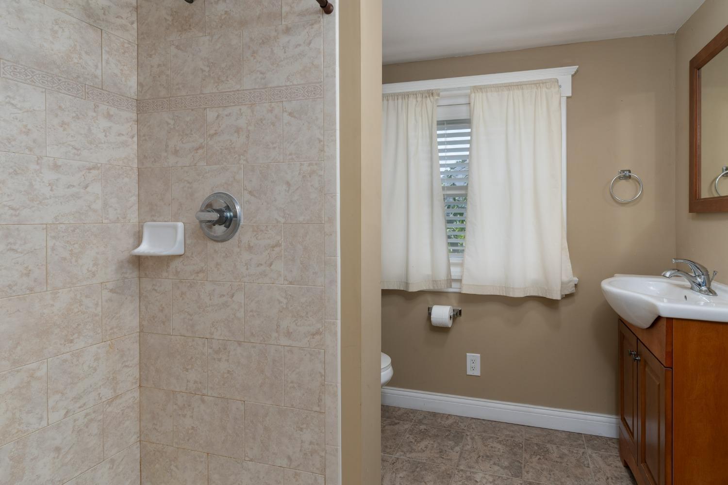 1236 Anderson Ferry Road Cincinnati, OH 45238 - Photo 20 of 30