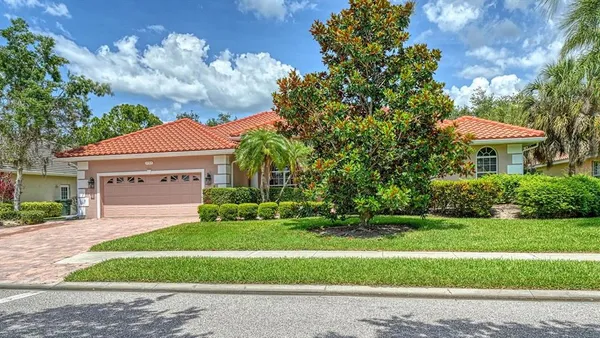 $874,900 | 4769 Sweetmeadow Circle, Sarasota, FL 34238