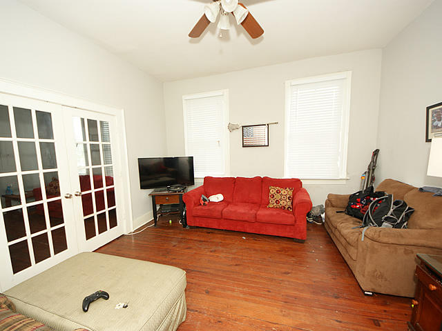 510 Rutledge Avenue Charleston, SC 29403 - Photo 11 of 25 2nd floor living room
