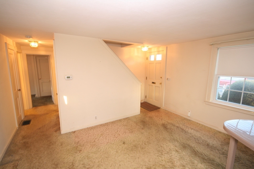 1 Princeton Road Natick, MA 01760 - Photo 8 of 39
