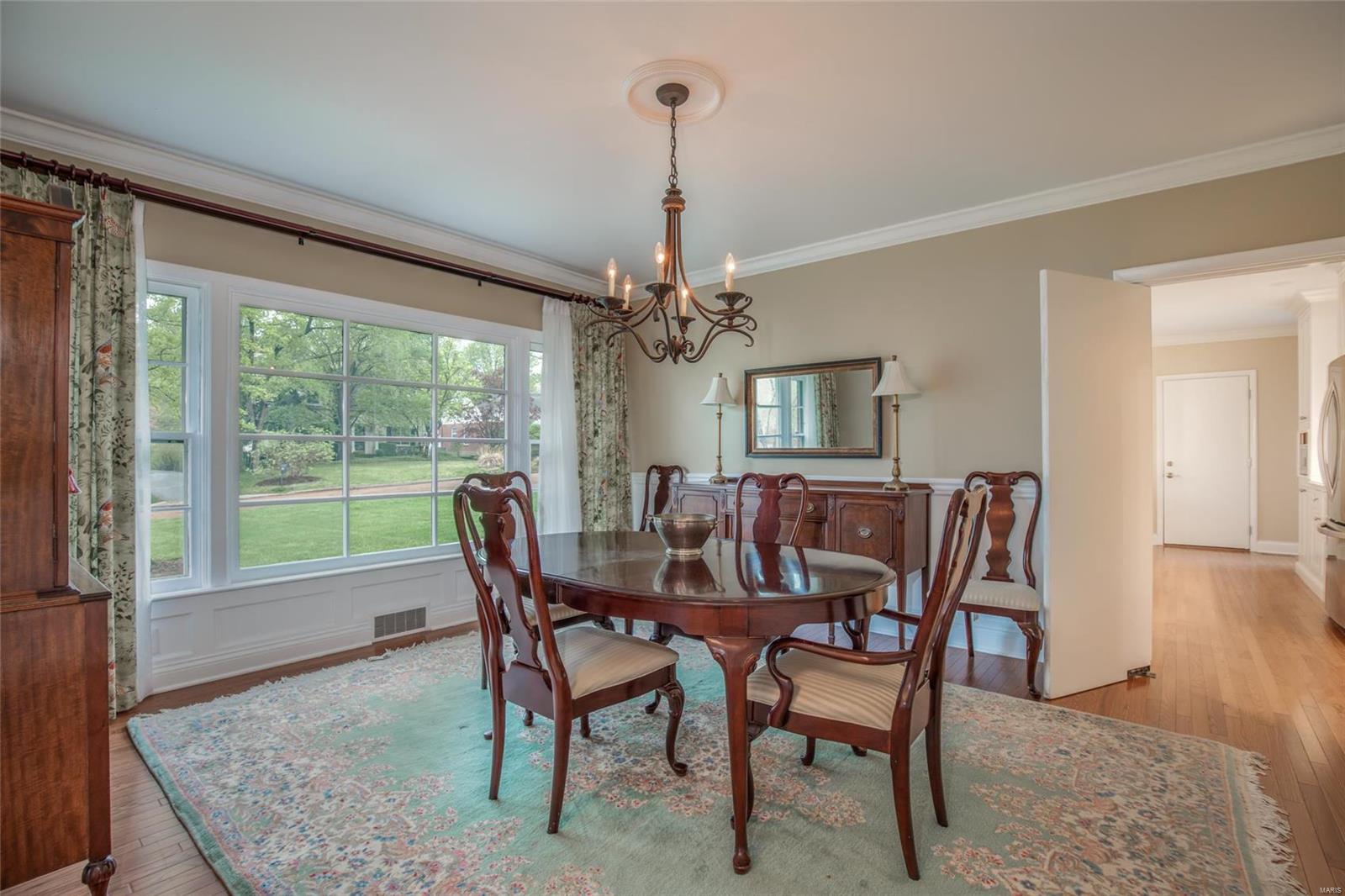 32 Enfield Road Olivette, MO 63132 - Photo 8 of 31
