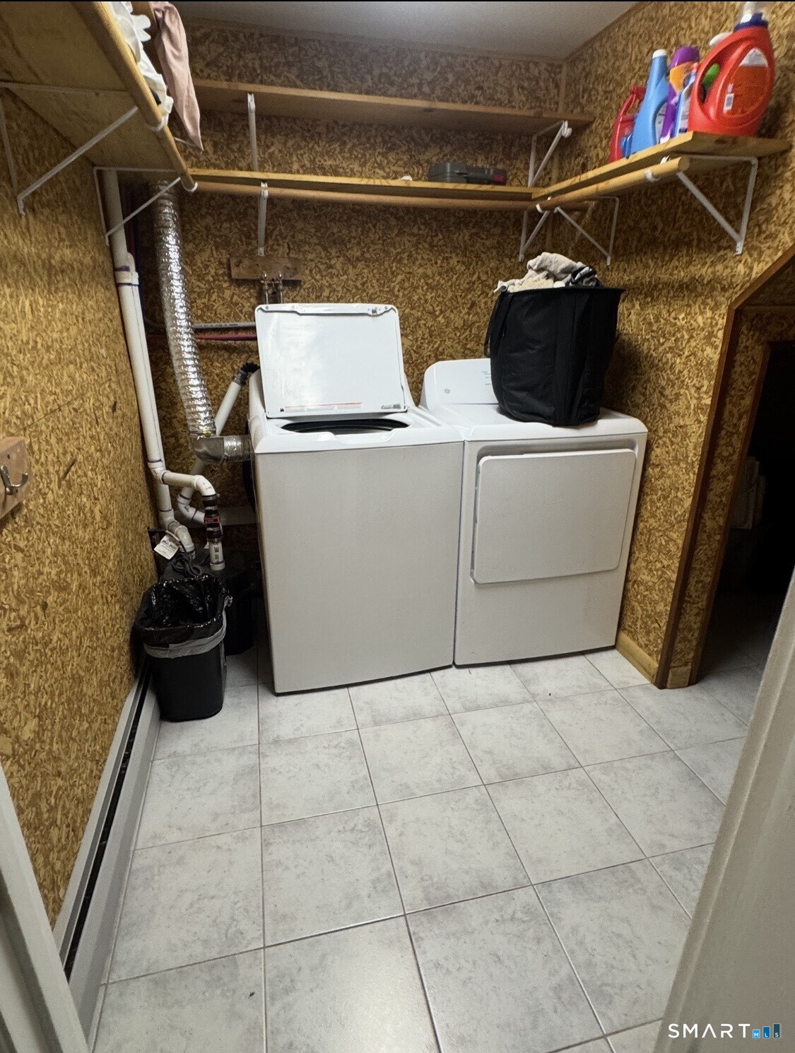 131 Old Elm Road Fairfield, CT 06825 - Photo 11 of 21