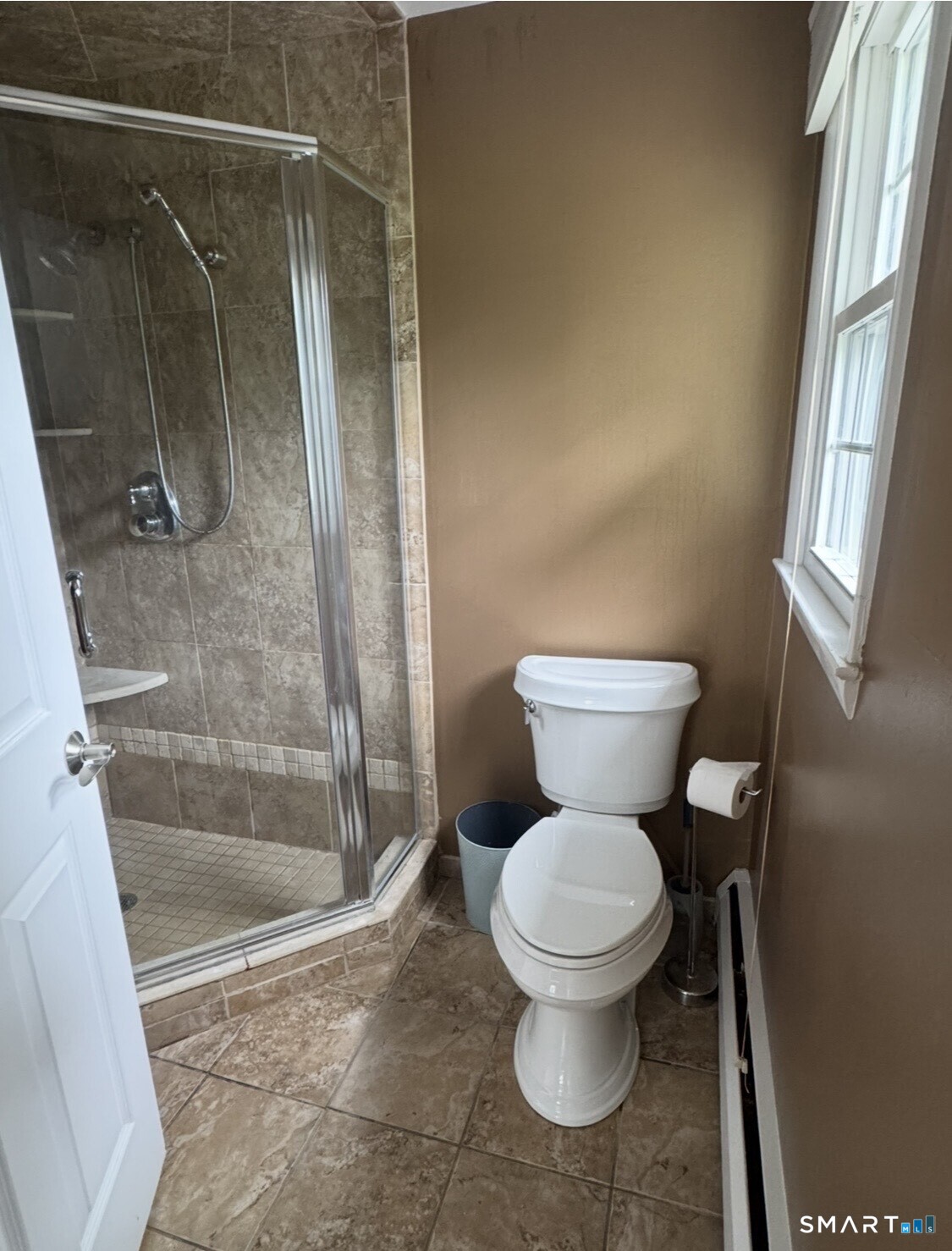 131 Old Elm Road Fairfield, CT 06825 - Photo 9 of 21