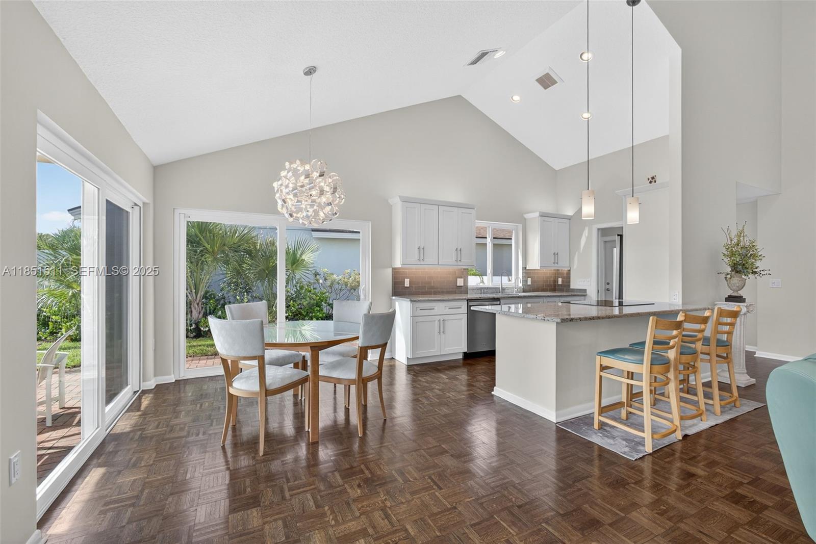 257 Ridge Road Jupiter, FL 33477 - Photo 18 of 84