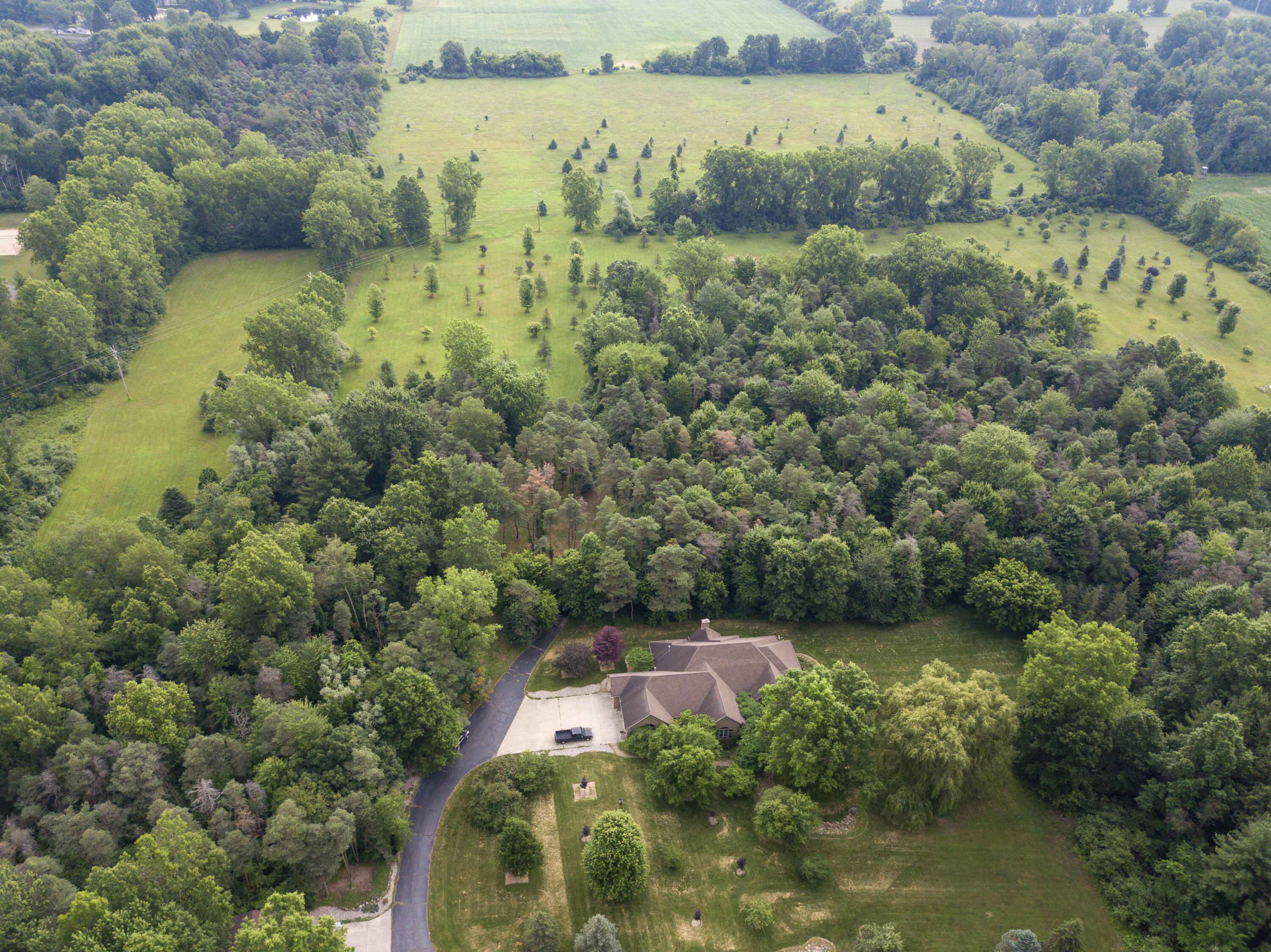 2315 Weigl Road Saginaw, MI 48609 - Photo 100 of 154 DJI_0302 copy