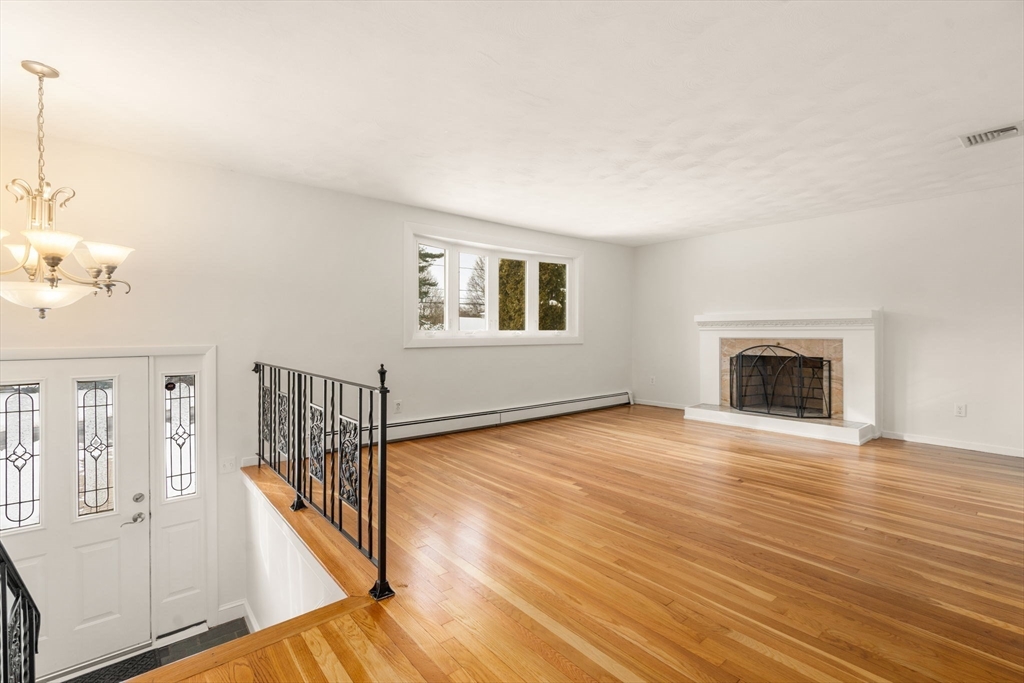 10 Whittier Road Lexington, MA 02420 - Photo 3 of 21