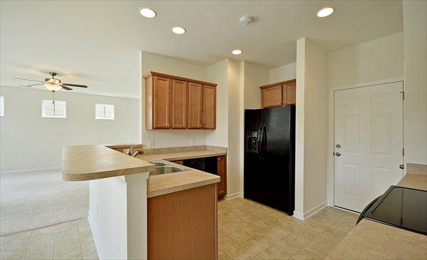332 Beautyberry Road Summerville, SC 29486 - Photo 8 of 21 Berkeley kitchen