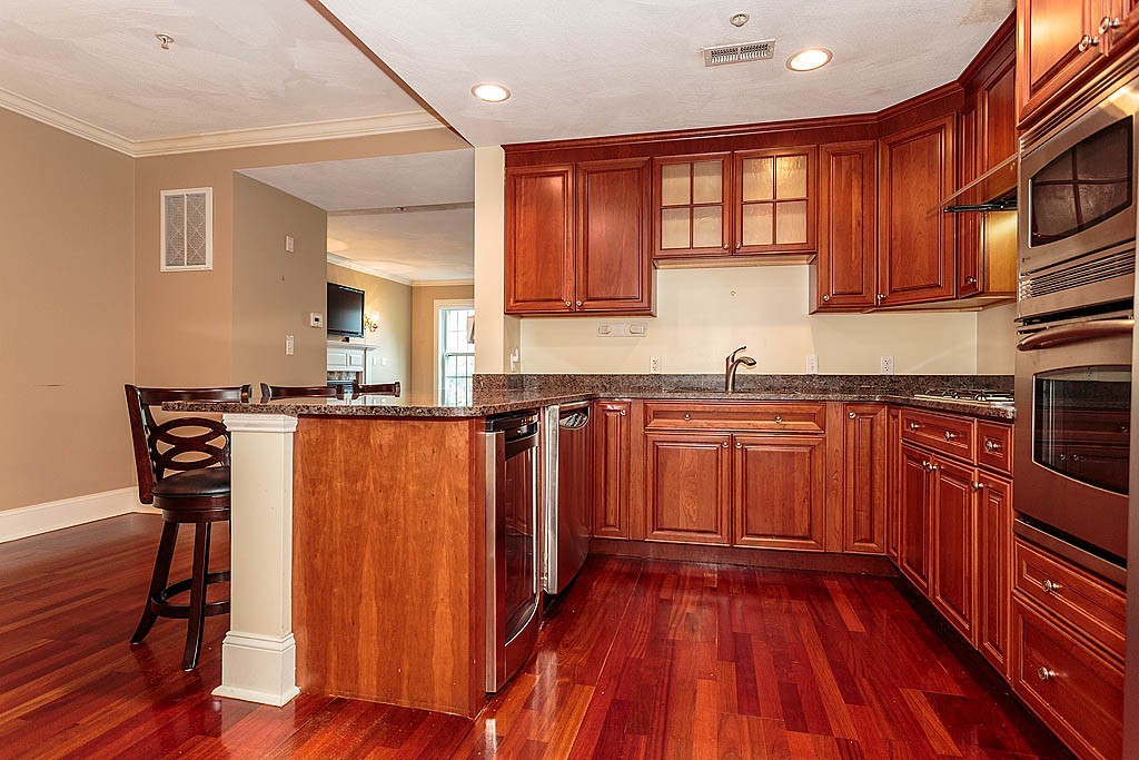 82 Virginia Road, Unit 101 Lincoln, MA 01773 - Photo 6 of 25 Gallery Image 6