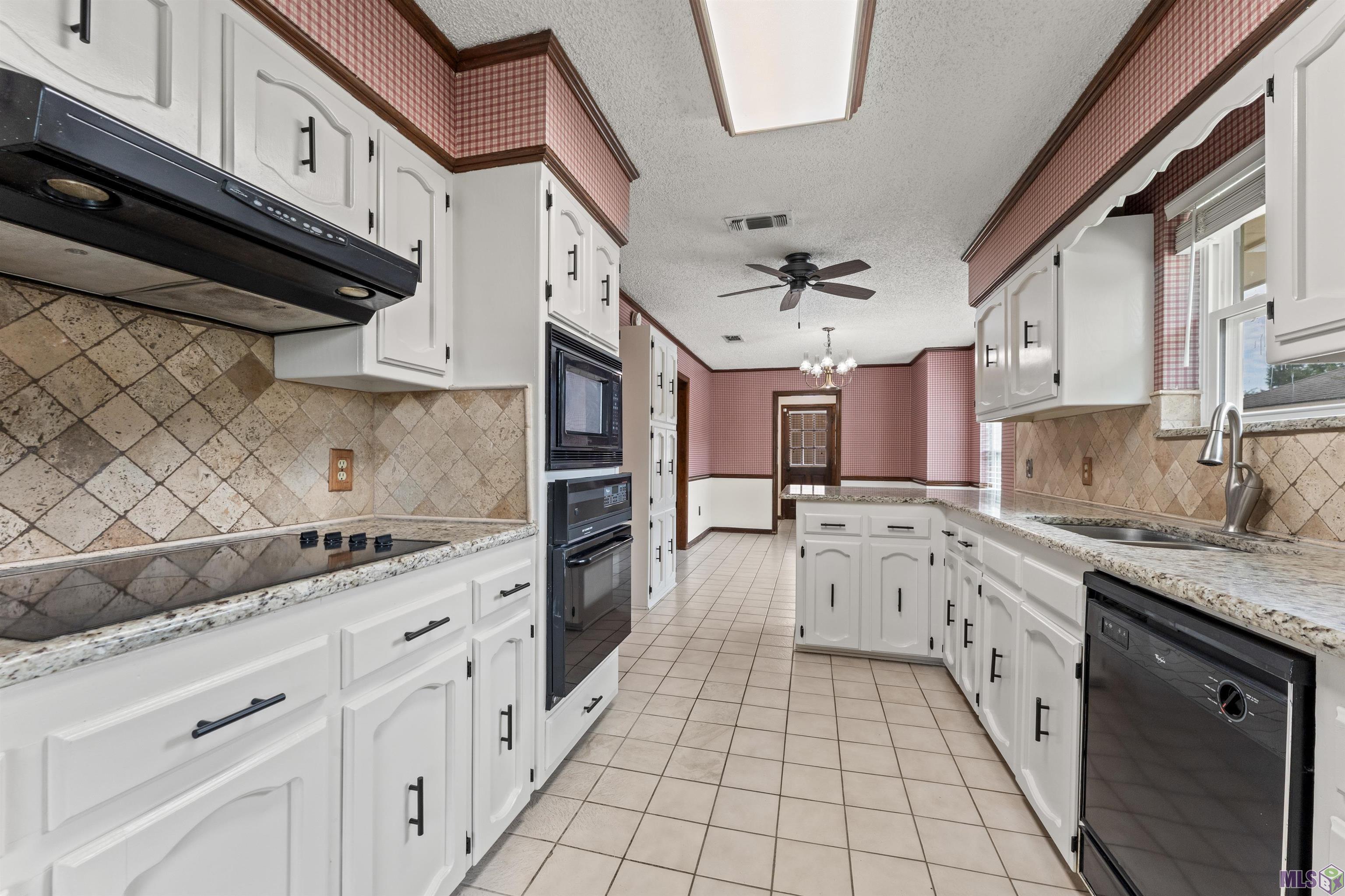 5431 Charing Way Avenue Baton Rouge, LA 70817 - Photo 7 of 20