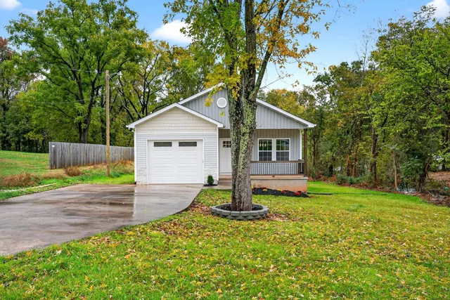 $330,000 | 519 South Shamrock Avenue, Landrum, SC 29356