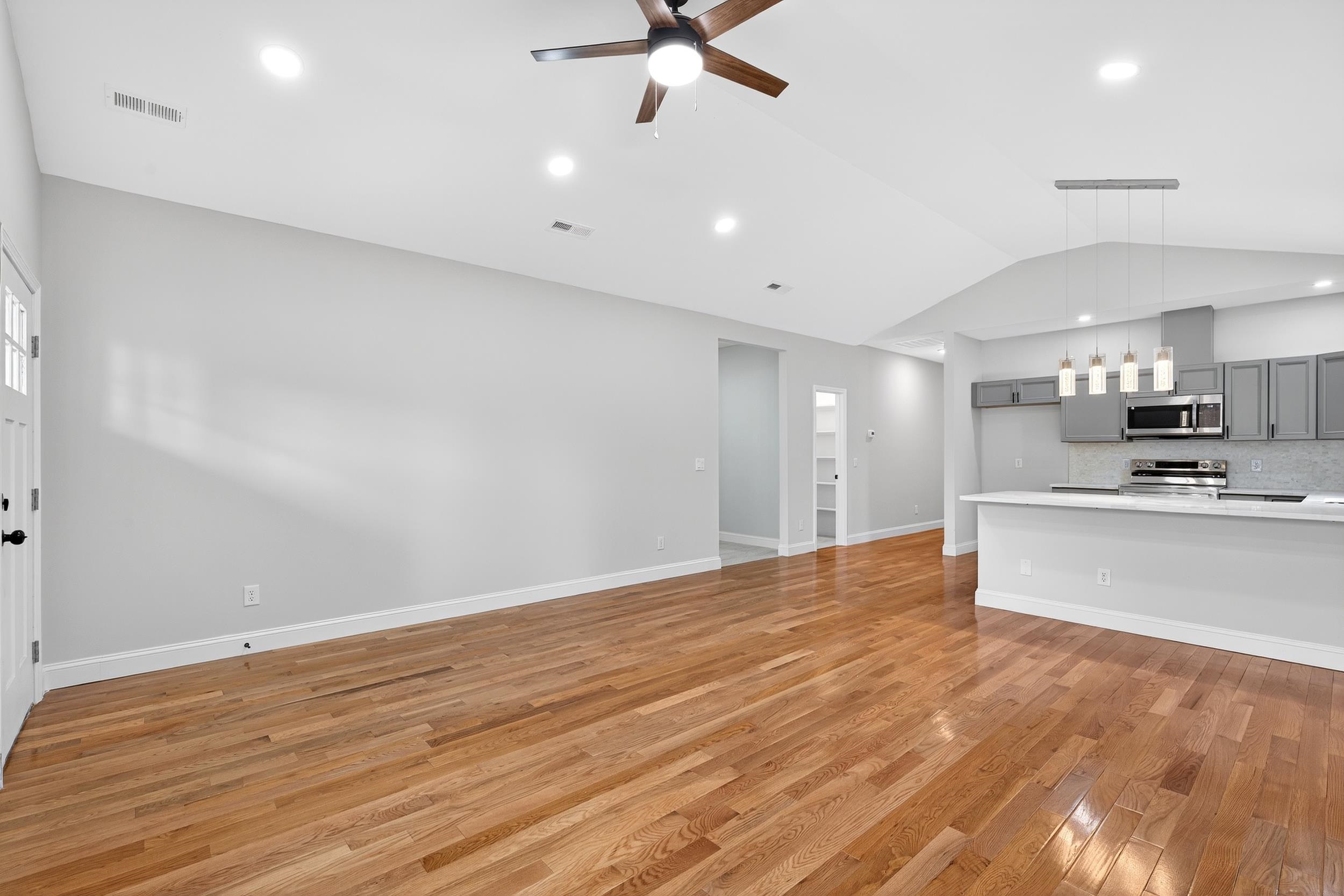 519 South Shamrock Avenue Landrum, SC 29356 - Photo 7 of 30