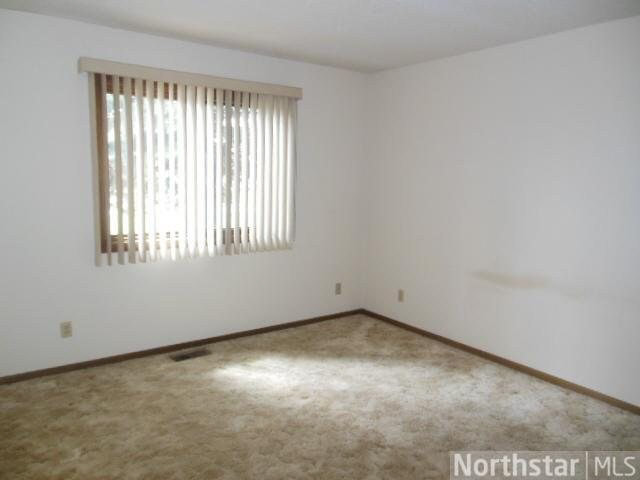 1936 Fox Ridge Drive, Unit 906B West St. Paul, MN 55118 - Photo 4 of 15