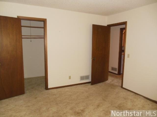 1936 Fox Ridge Drive, Unit 906B West St. Paul, MN 55118 - Photo 5 of 15