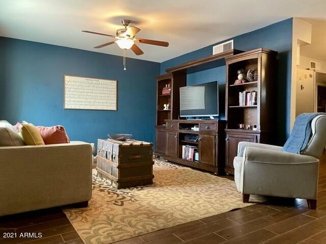 332 North Dobson Road, Unit 16 Mesa, AZ 85201 - Photo 5 of 10 Large Living Space