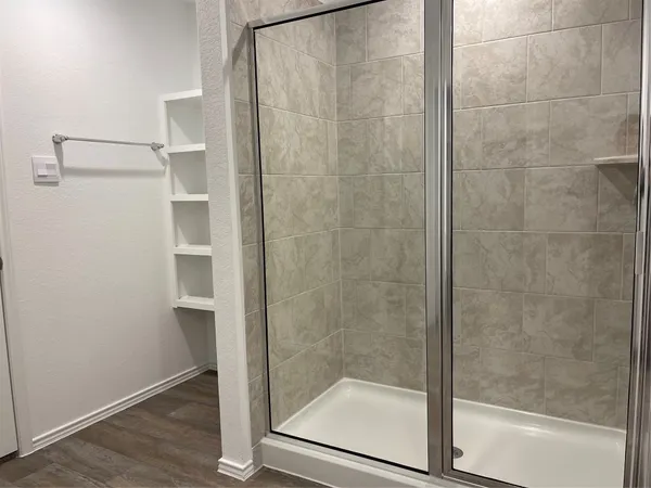 $2,300 | 7423 Audubon Russet Drive, Richmond, TX 77469