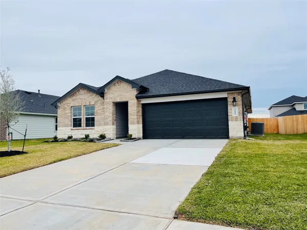 $2,300 | 7423 Audubon Russet Drive, Richmond, TX 77469