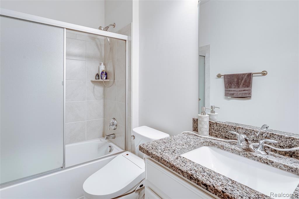 51011 Rockingham Drive Canton, MI 48188 - Photo 45 of 74