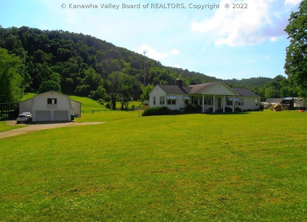 8265 Winfield Road Winfield, WV 25213 - Photo 3 of 30 Gallery Image 3