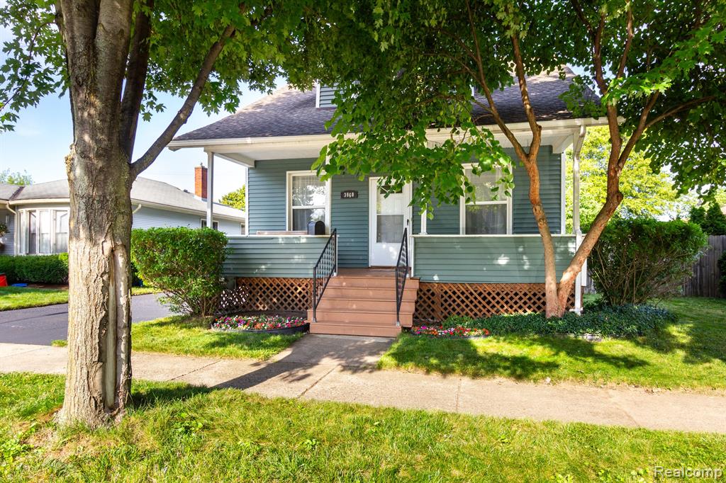 3060 Kenmore Road Berkley, MI 48072 - Photo 1 of 58