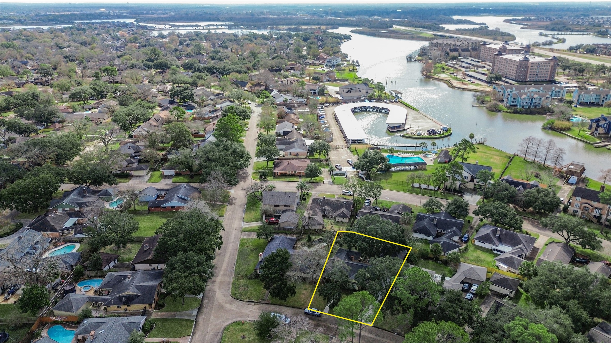 18230 Caprice Lane Houston, TX 77058 - Photo 20 of 34 an aerial view of a city