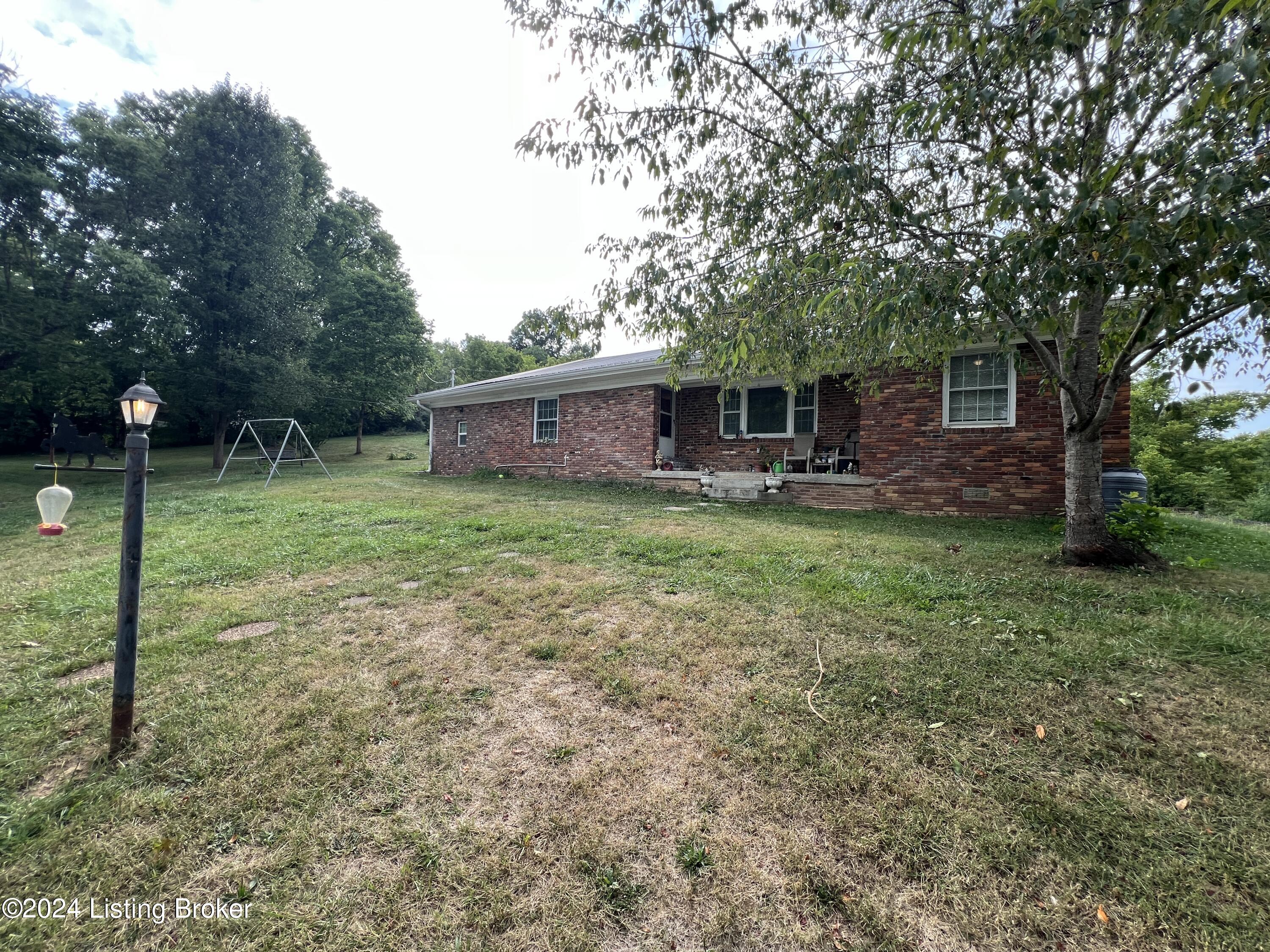 425 Sheep Pen Road Frankfort, KY 40601 - Photo 1 of 23 IMG_6751
