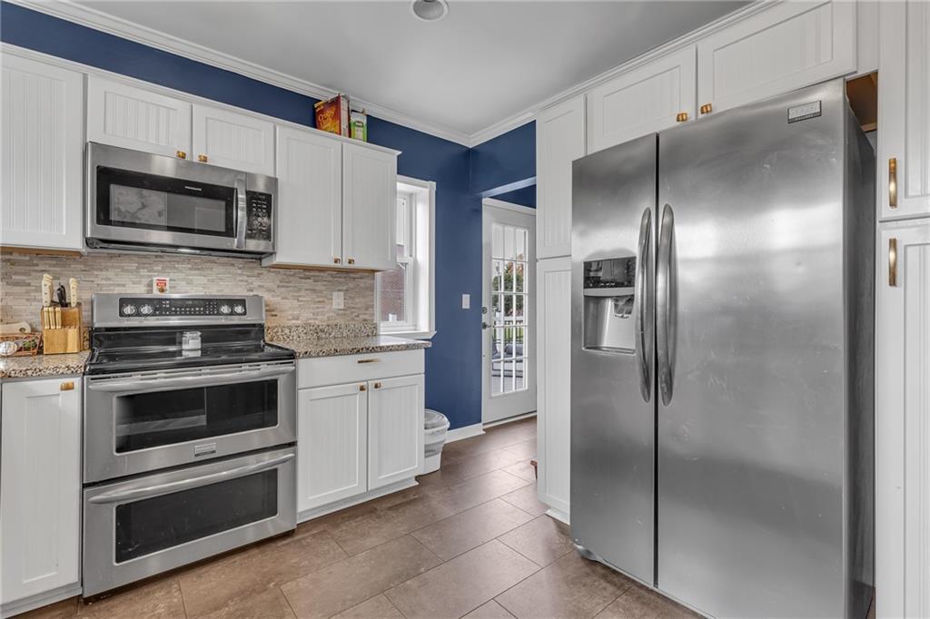 125 Oakville Road Beaver Falls, PA 15010 - Photo 5 of 42