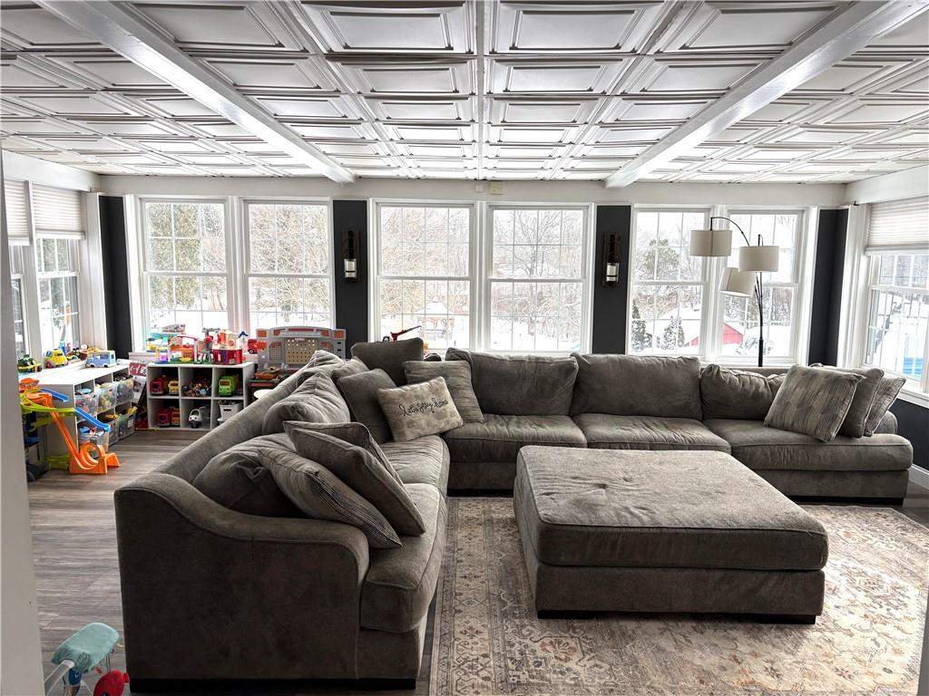 125 Oakville Road Beaver Falls, PA 15010 - Photo 6 of 42