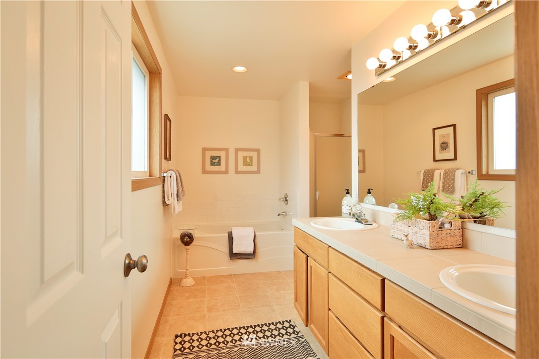 3314 189th Street Southeast Bothell, WA 98012 - Photo 13 of 19