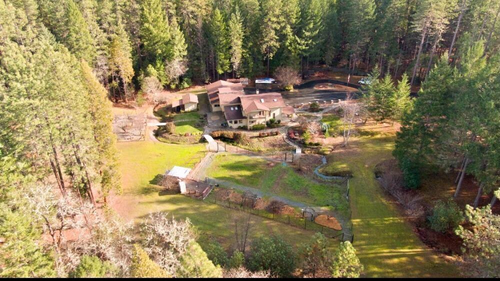 285 Riessen Road Grants Pass, OR 97526 - Photo 2 of 59 Over 5 Gorgeous Acres
