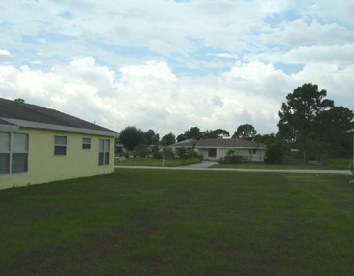 392 Southwest Cherryhill Road Port St. Lucie, FL 34953 - Photo 6 of 9 Additional Photo