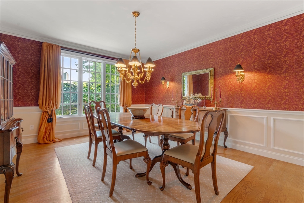 98 Huntington Road Newton, MA 02458 - Photo 11 of 27 Gallery Image 11