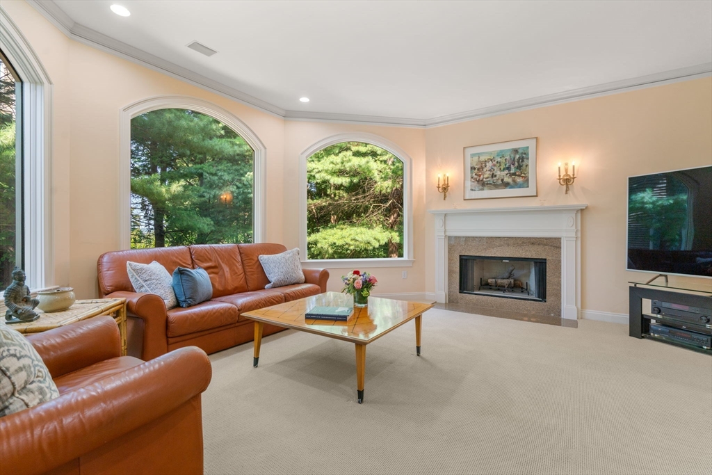 98 Huntington Road Newton, MA 02458 - Photo 12 of 27 Gallery Image 12