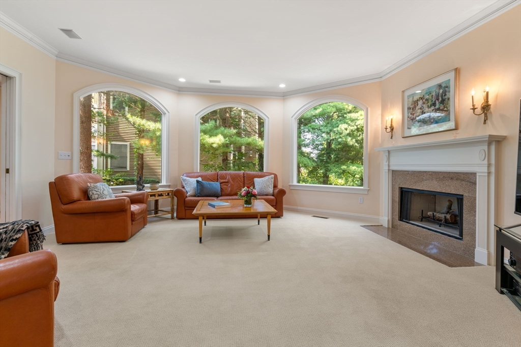 98 Huntington Road Newton, MA 02458 - Photo 13 of 27 Gallery Image 13