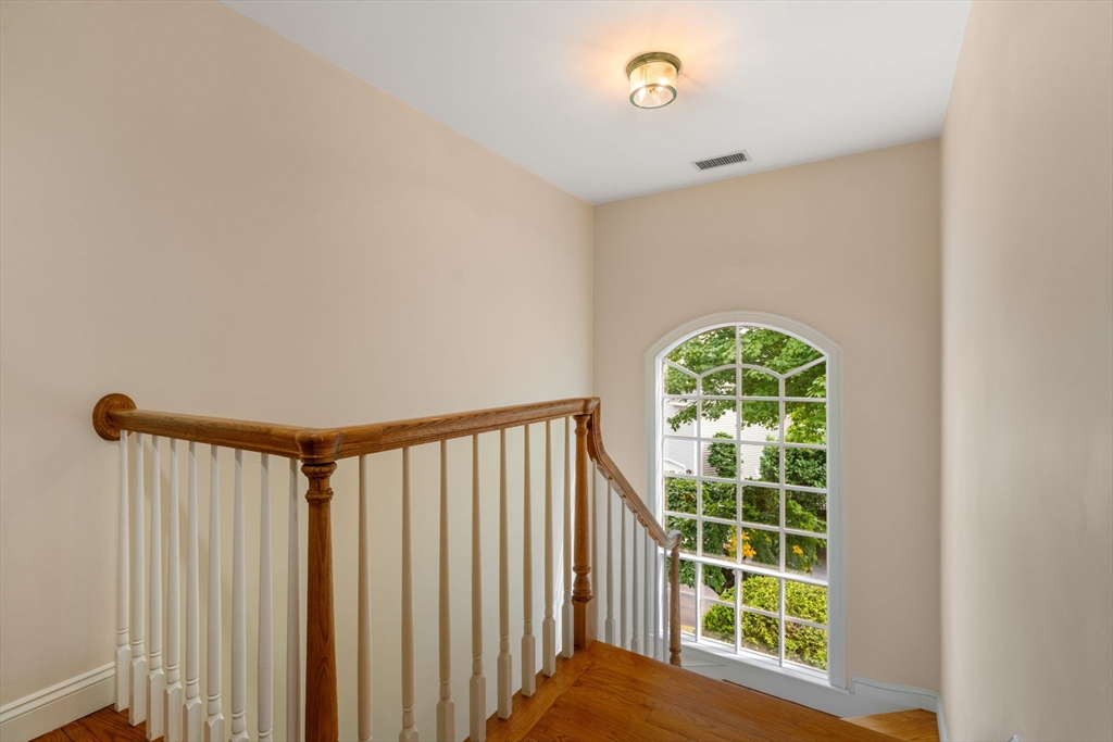 98 Huntington Road Newton, MA 02458 - Photo 15 of 27 Gallery Image 15