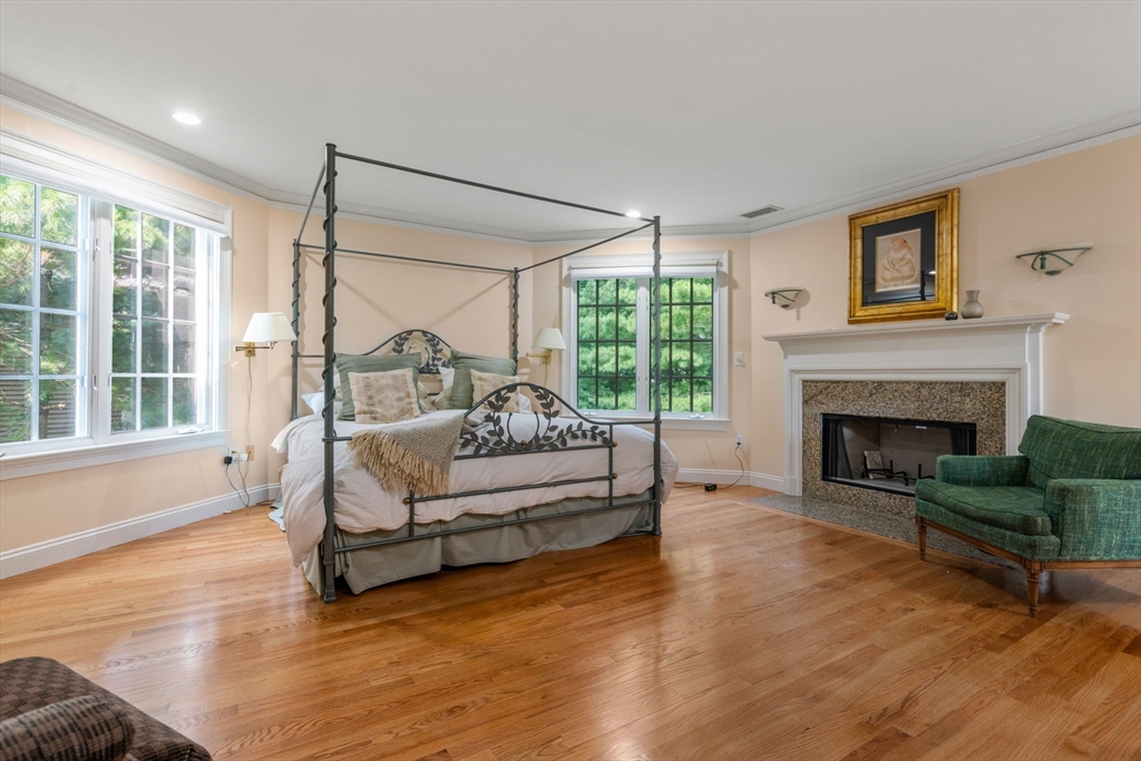 98 Huntington Road Newton, MA 02458 - Photo 16 of 27 Gallery Image 16