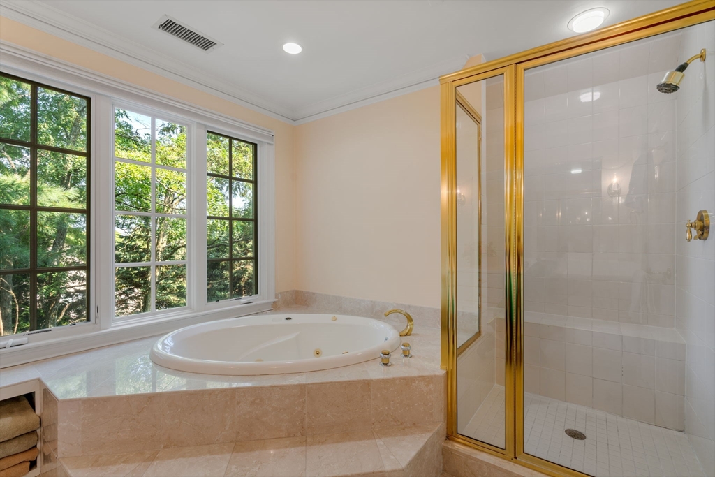 98 Huntington Road Newton, MA 02458 - Photo 18 of 27 Gallery Image 18