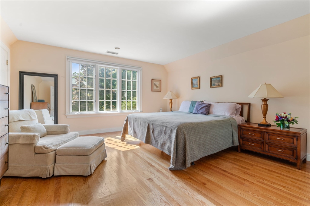 98 Huntington Road Newton, MA 02458 - Photo 23 of 27 Gallery Image 23