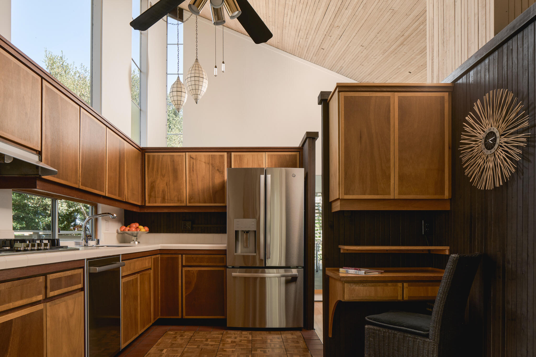 395 Loma Media Road Santa Barbara, CA 93103 - Photo 12 of 23 395 Loma Media-14