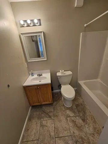 $3,400 | 16 Third Street, Worcester, MA 01602