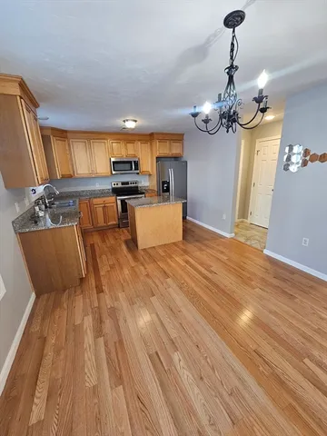 $3,400 | 16 Third Street, Worcester, MA 01602