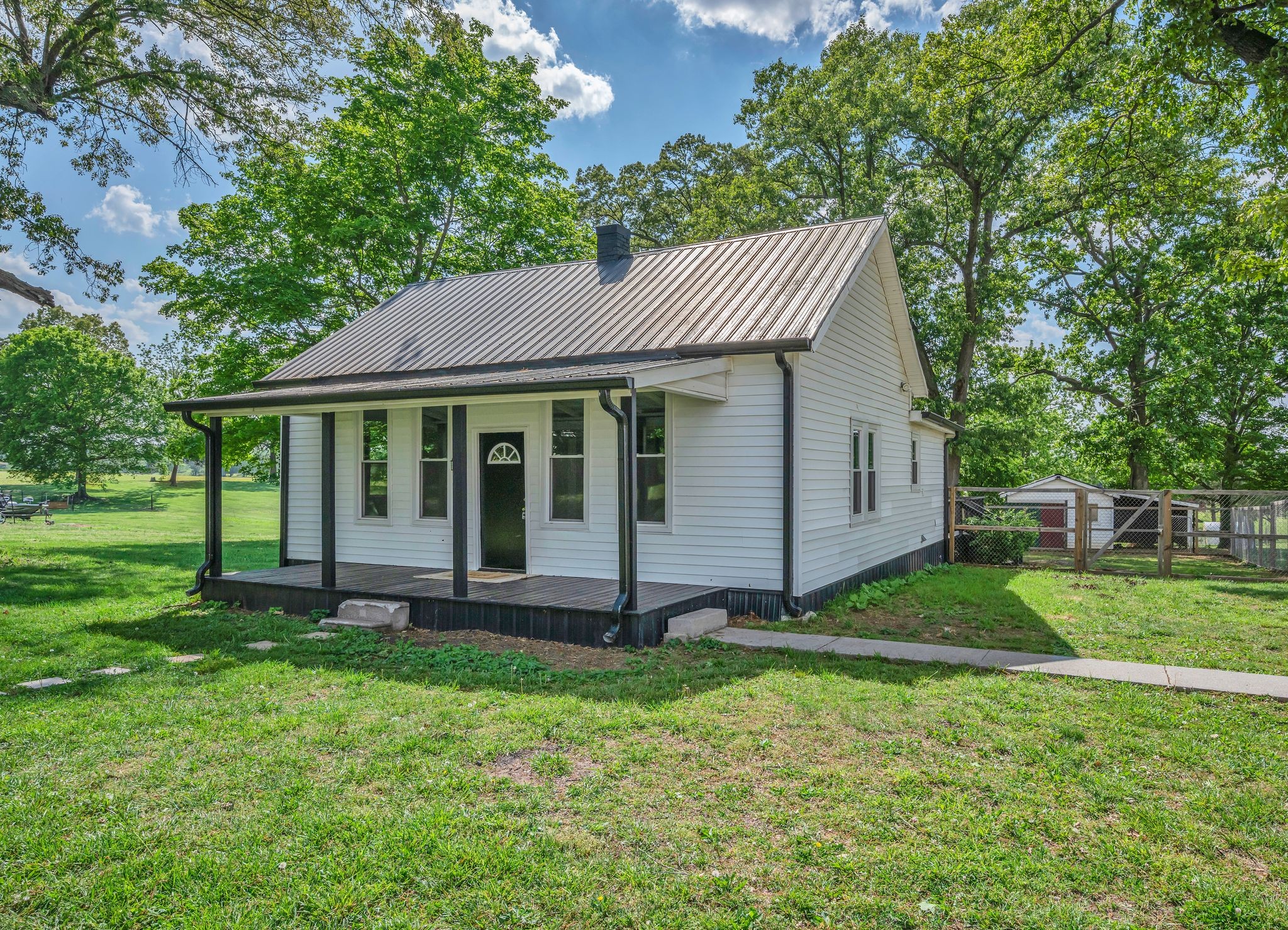 5912 Old Church Road Springfield, TN 37172 - Photo 10 of 27