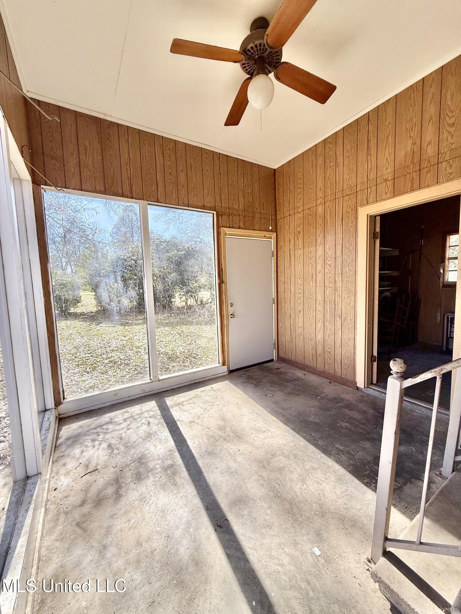 108 Lamar Street Crystal Springs, MS 39059 - Photo 27 of 36 IMG_9373