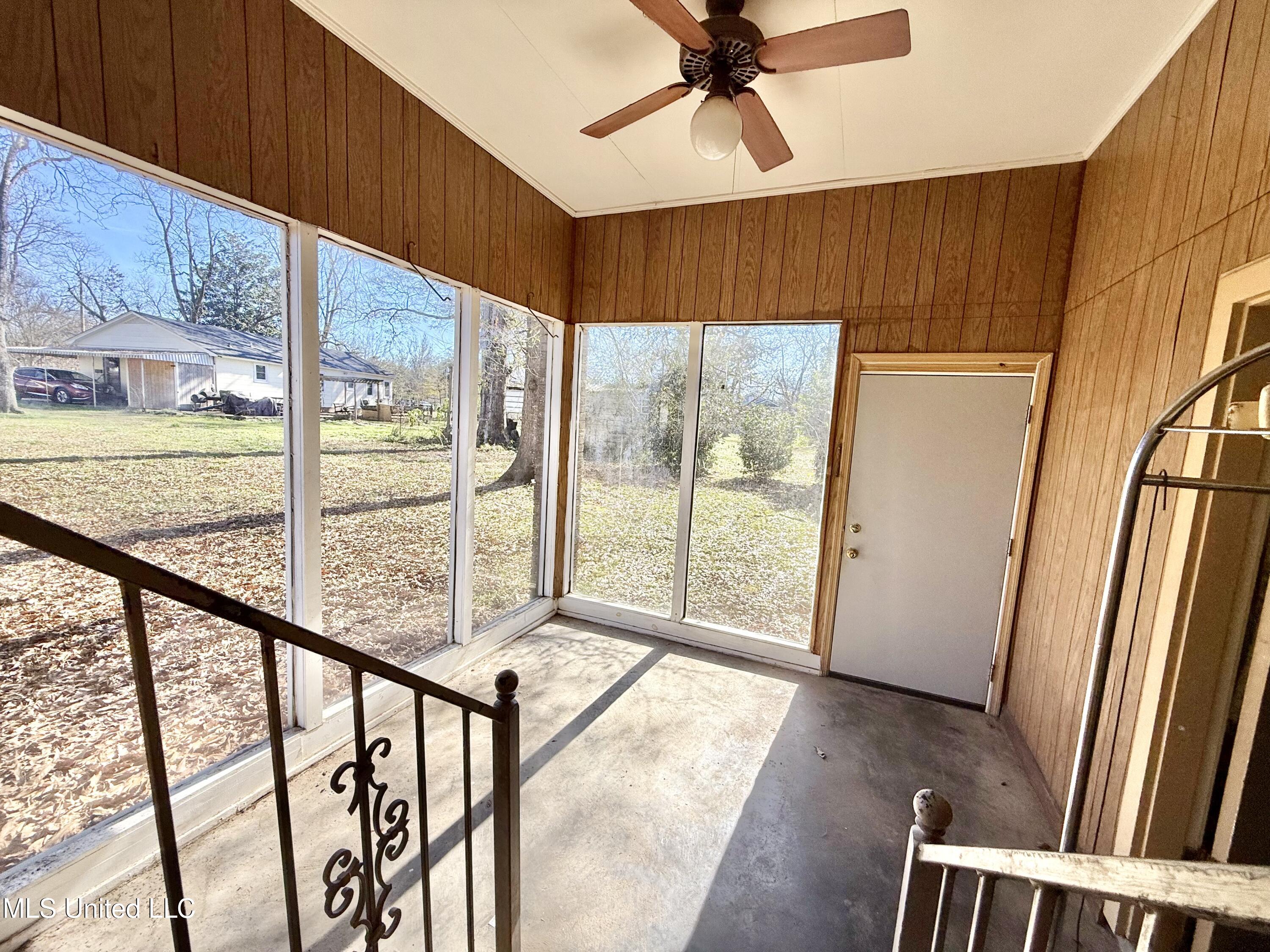 108 Lamar Street Crystal Springs, MS 39059 - Photo 28 of 36 IMG_9378