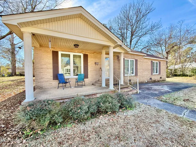 $125,000 | 108 Lamar Street, Crystal Springs, MS 39059