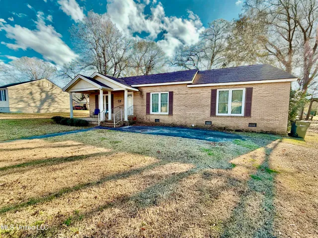 $125,000 | 108 Lamar Street, Crystal Springs, MS 39059