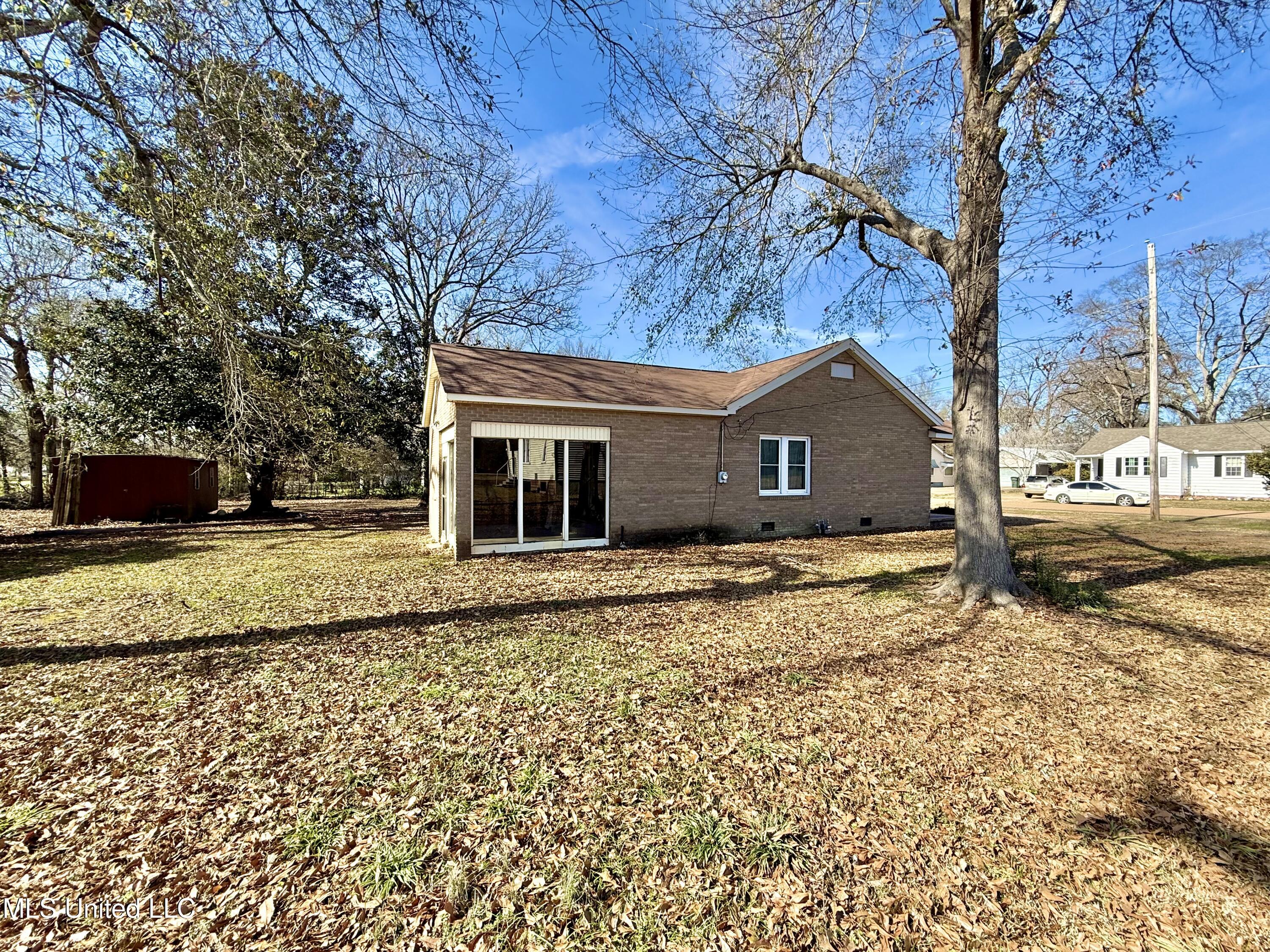 108 Lamar Street Crystal Springs, MS 39059 - Photo 31 of 36 IMG_9391