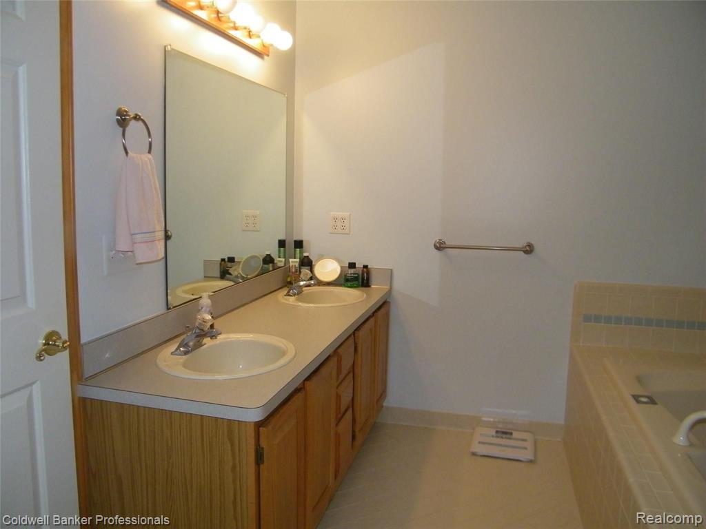 6489 Webster Road Imlay City, MI 48444 - Photo 16 of 34 Gallery Image 16
