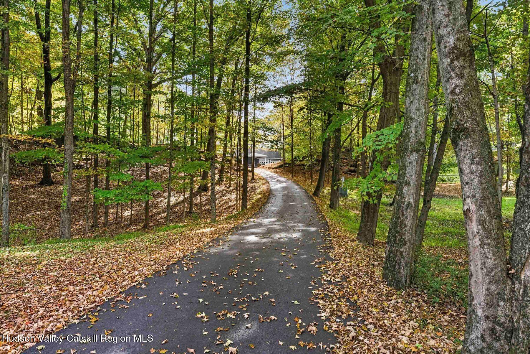 74 Bellevue Road Highland, NY 12528 - Photo 36 of 65 photo_online_010