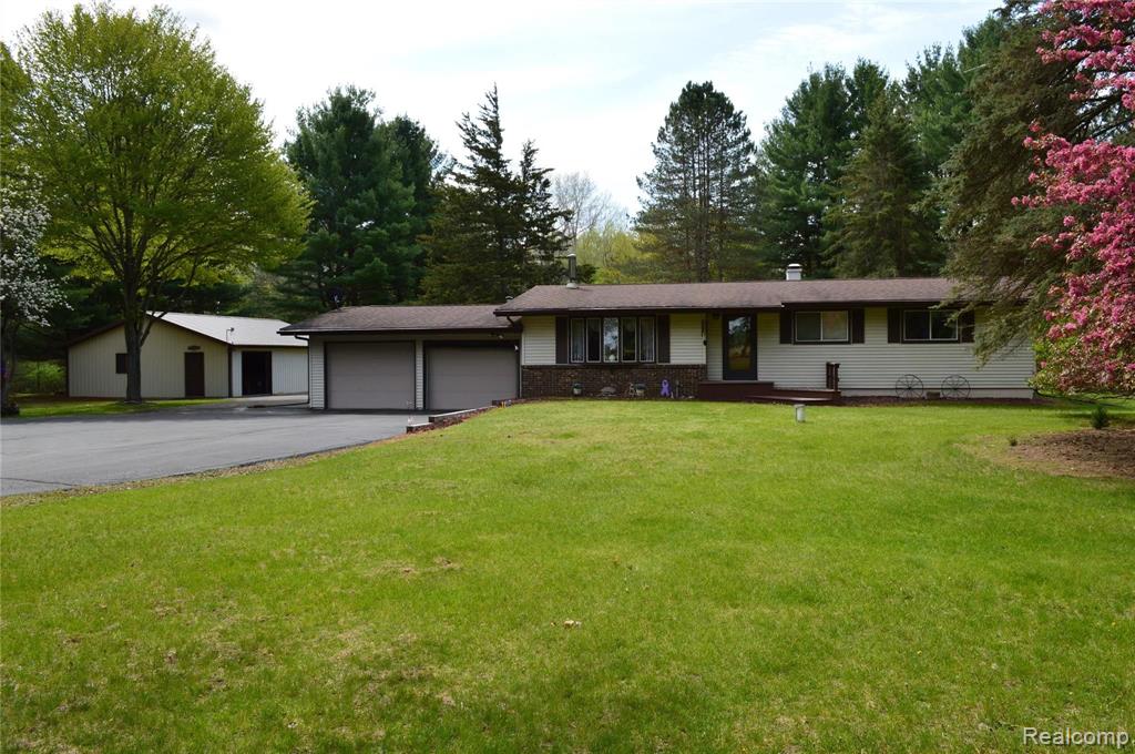 5245 Wilder Road Vassar, MI 48768 - Photo 3 of 40