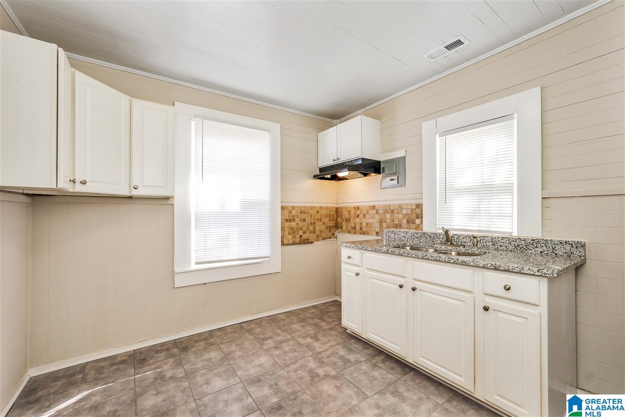 268 Main Street Talladega, AL 35160 - Photo 7 of 10